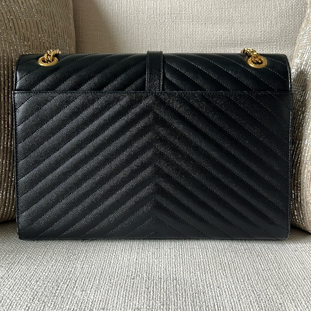 Yves Saint Laurent Black Quilted Leather Shoulder Bag - large AUTHENTIC - Picture 8 of 17